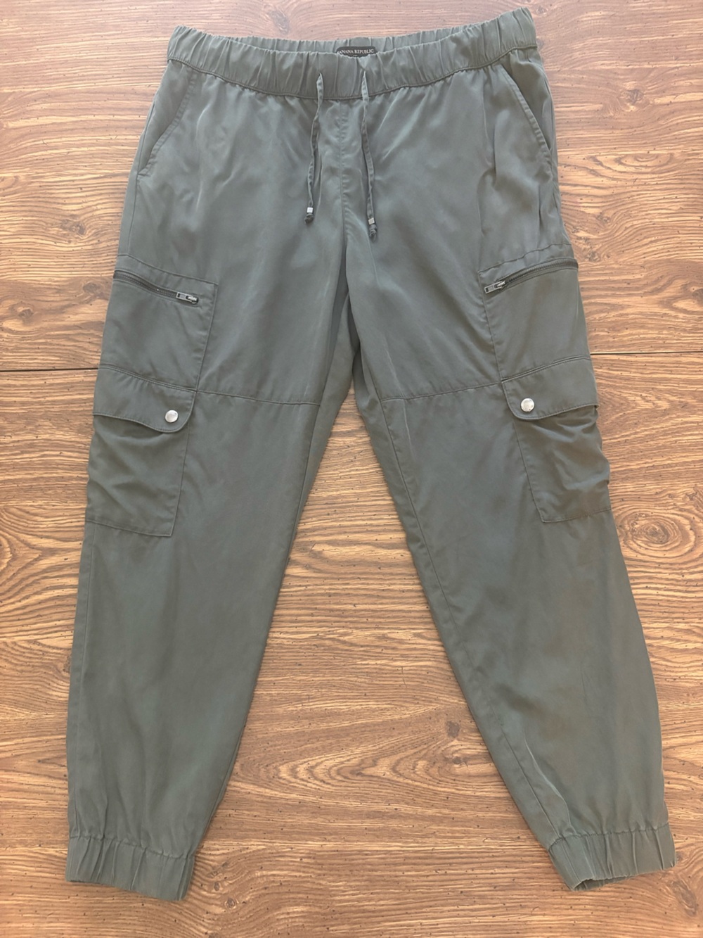 Banana Republic Olive Green Cargo Joggers Size M Petite